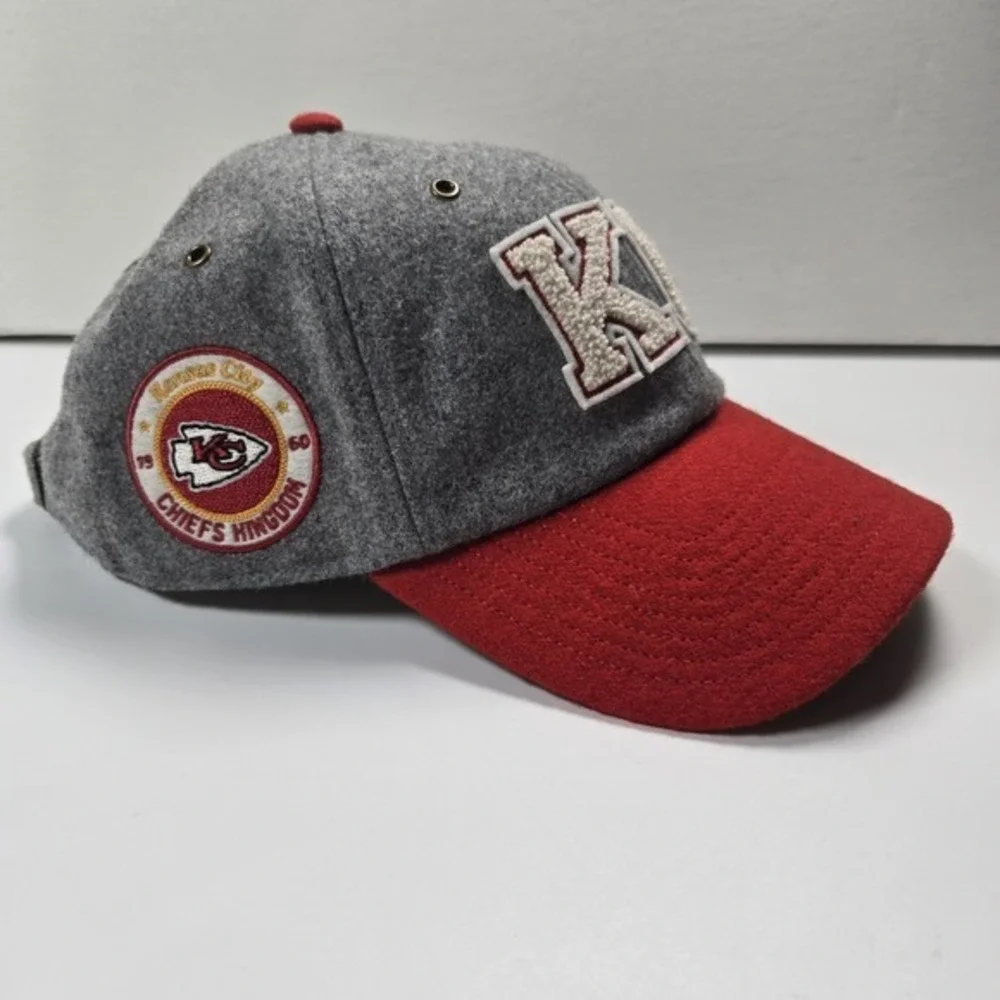 KANSAS CITY CHIEFS STONEY CLOVER LANE X '47 CLEAN Up Red Gray‎ Hat NFL Football